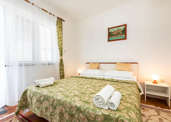 Muzic Apartment *